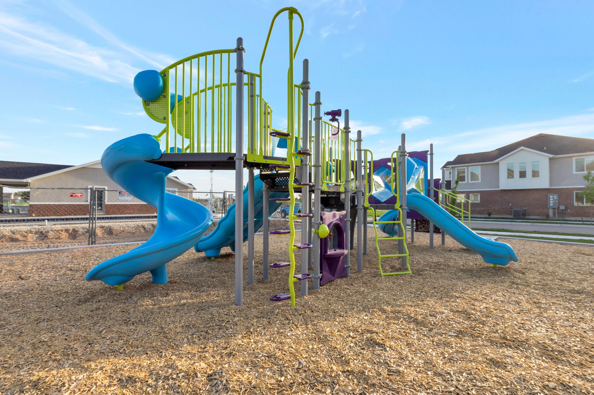 VILLAS AT THE POINTE - Residential