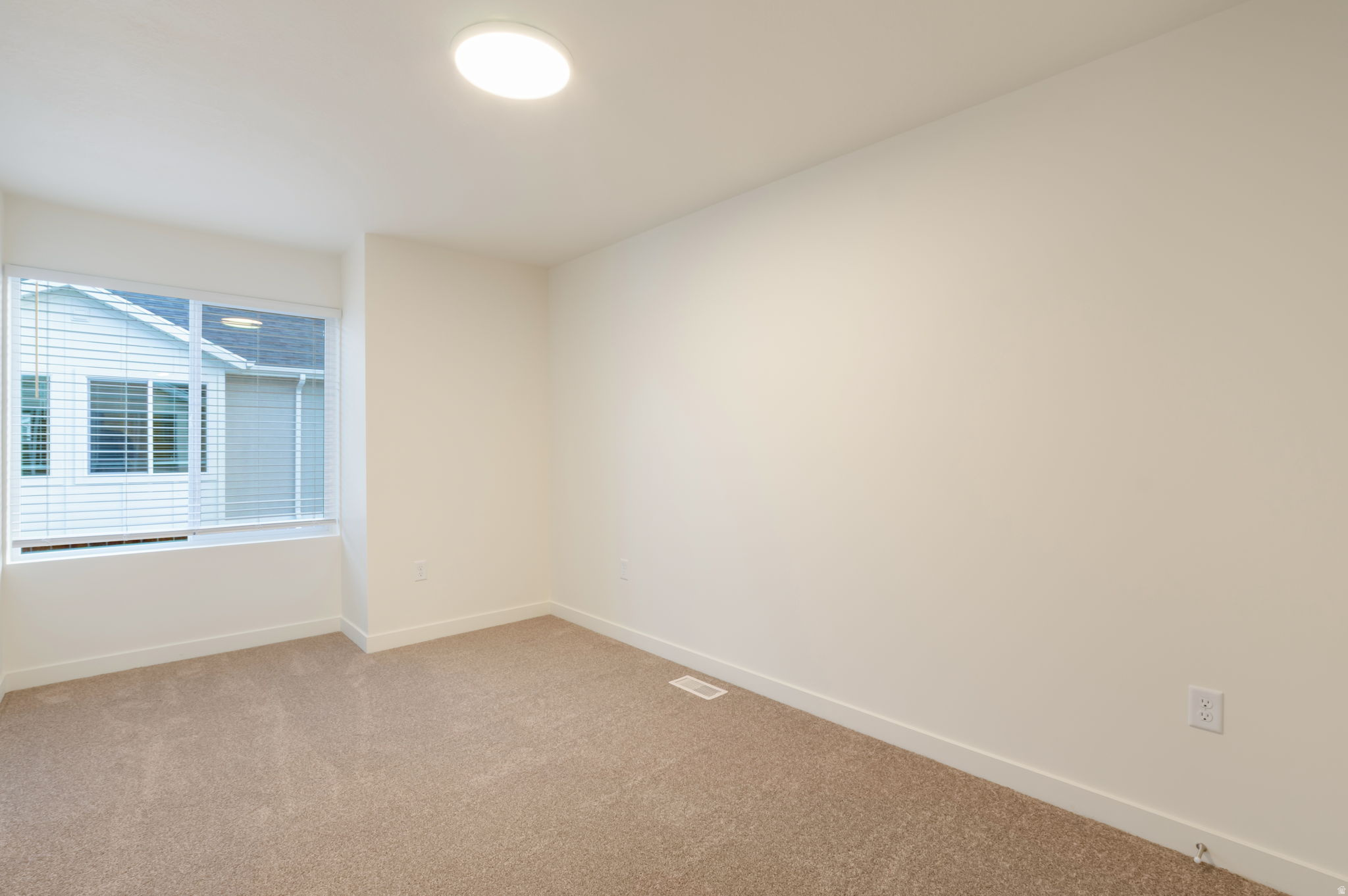 VILLAS AT THE POINTE - Residential