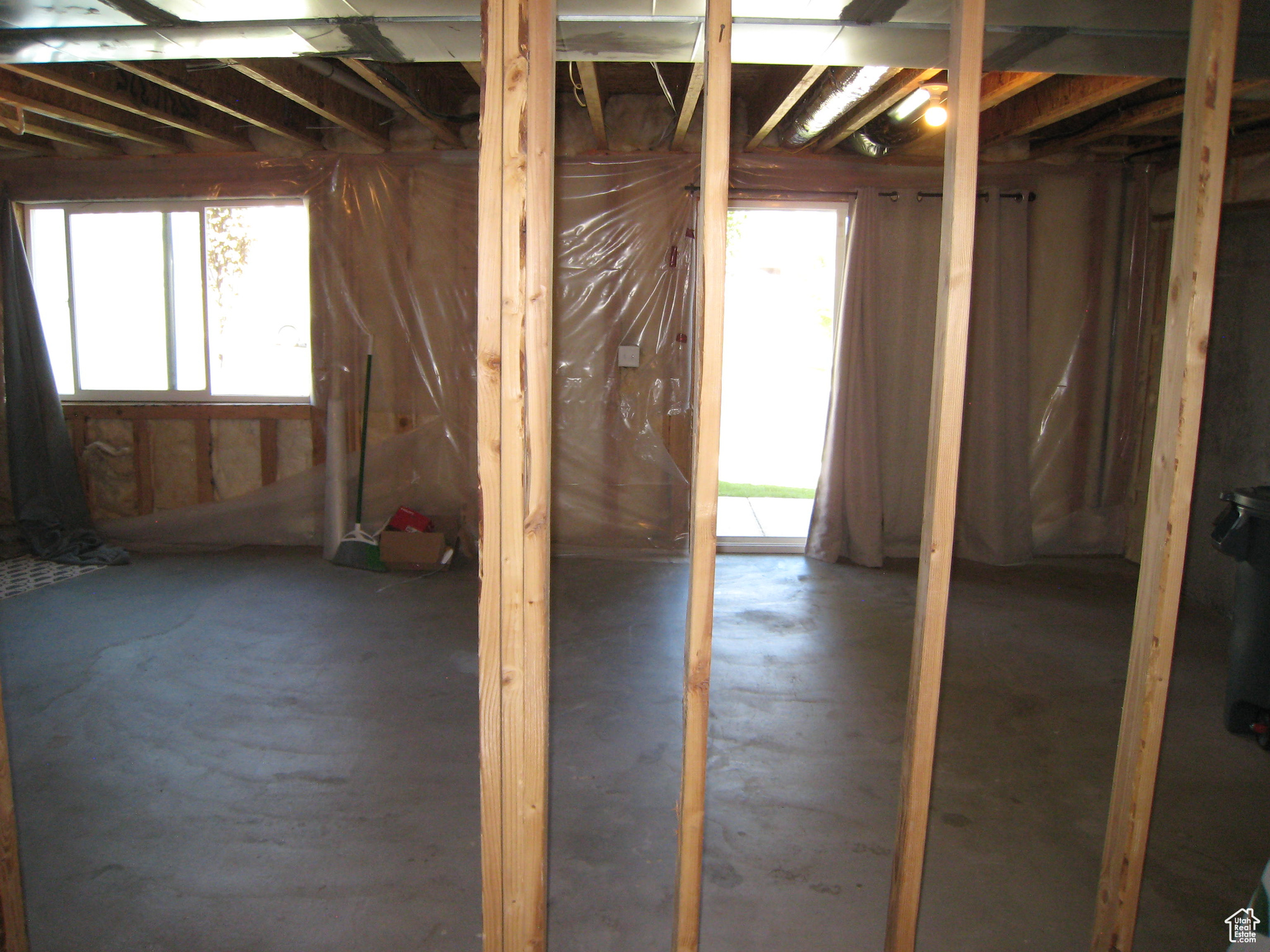 SHADOW RUN - Residential