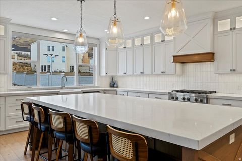 Tiny photo for 3541 S MAPLETON ESTATES DR, Mapleton, UT 84664 (MLS # 2129826)