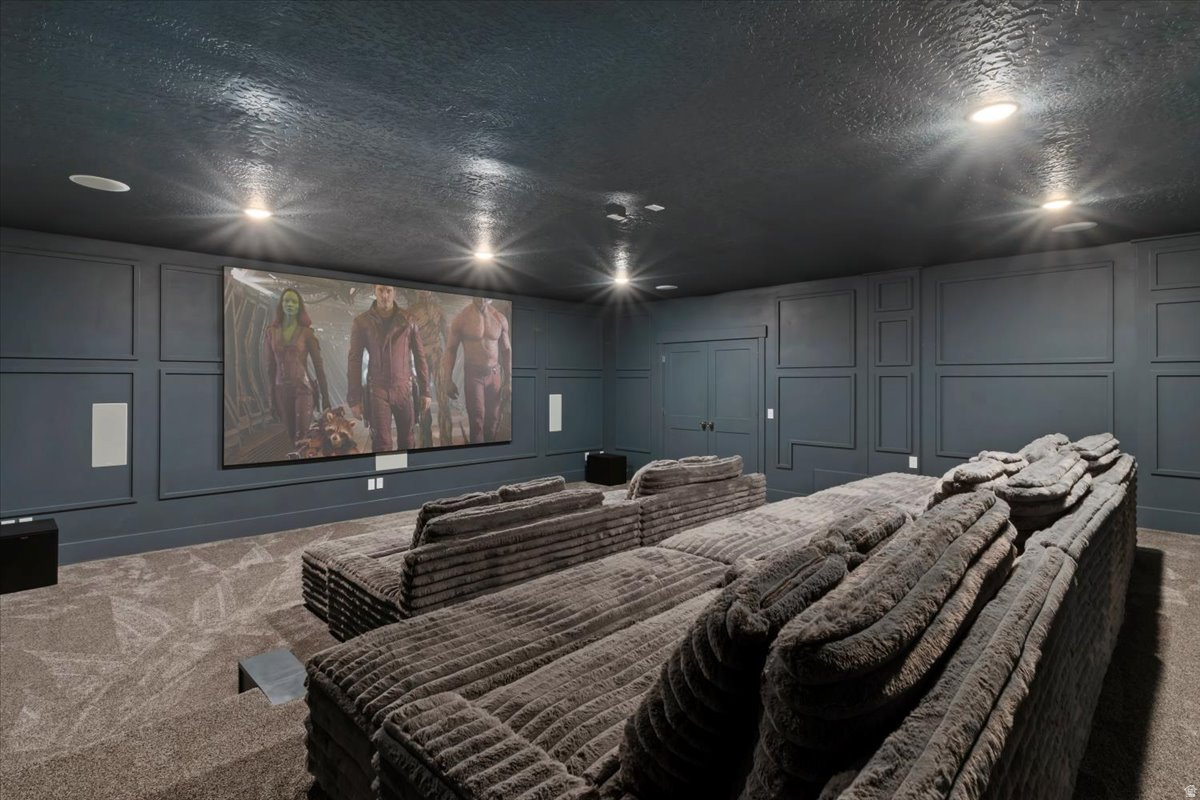 HIDDEN HOLLOW - Residential