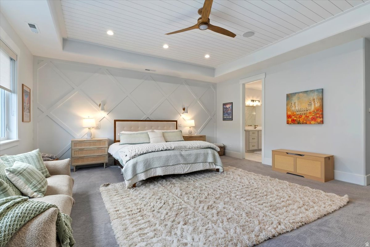 HIDDEN HOLLOW - Residential