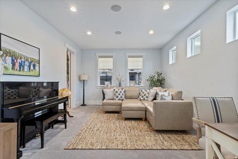 Tiny photo for 3541 S MAPLETON ESTATES DR, Mapleton, UT 84664 (MLS # 2129826)