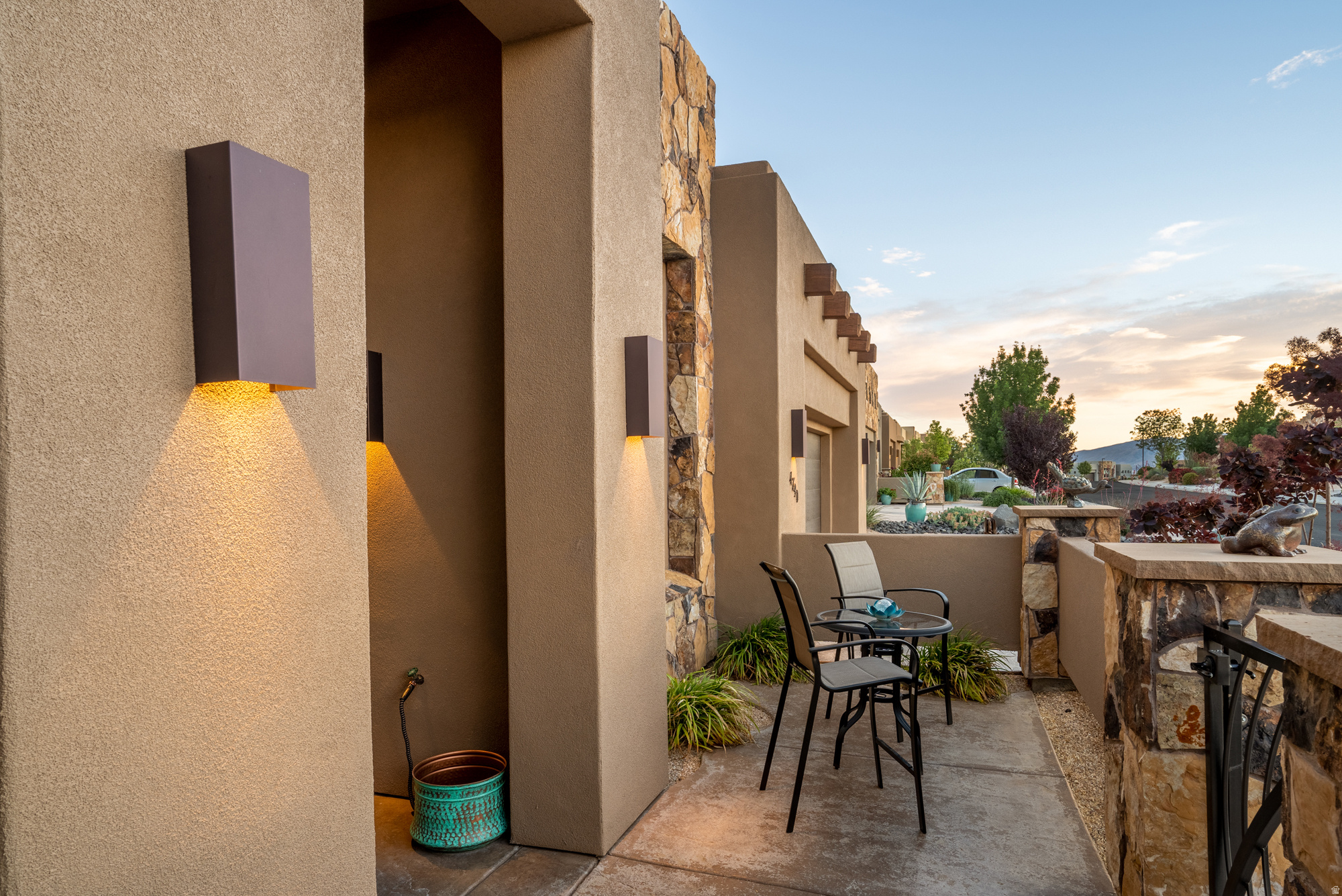LEDGES OF ST GEORGE WHITE ROCKS PH 4 - Residential
