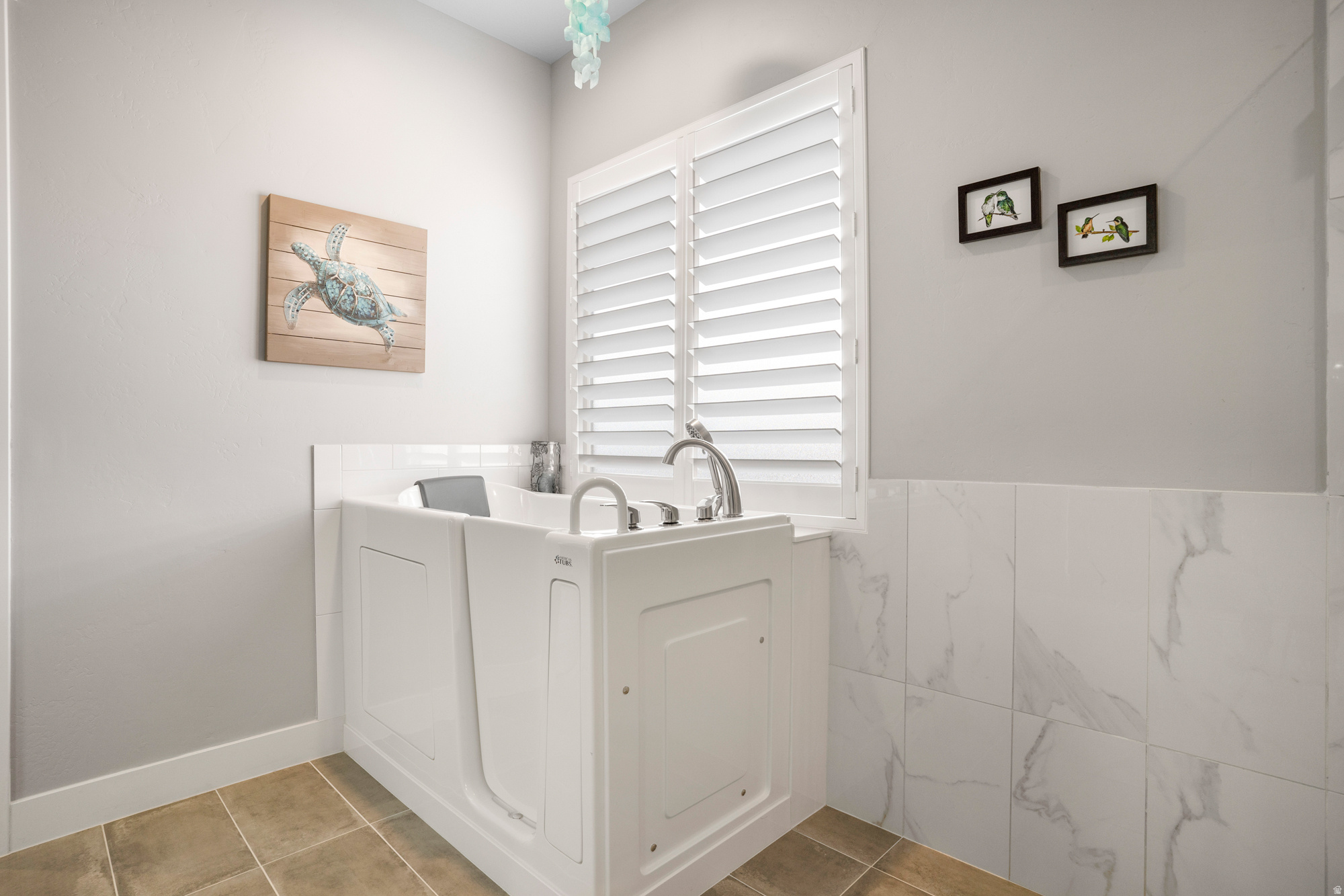 LEDGES OF ST GEORGE WHITE ROCKS PH 4 - Residential