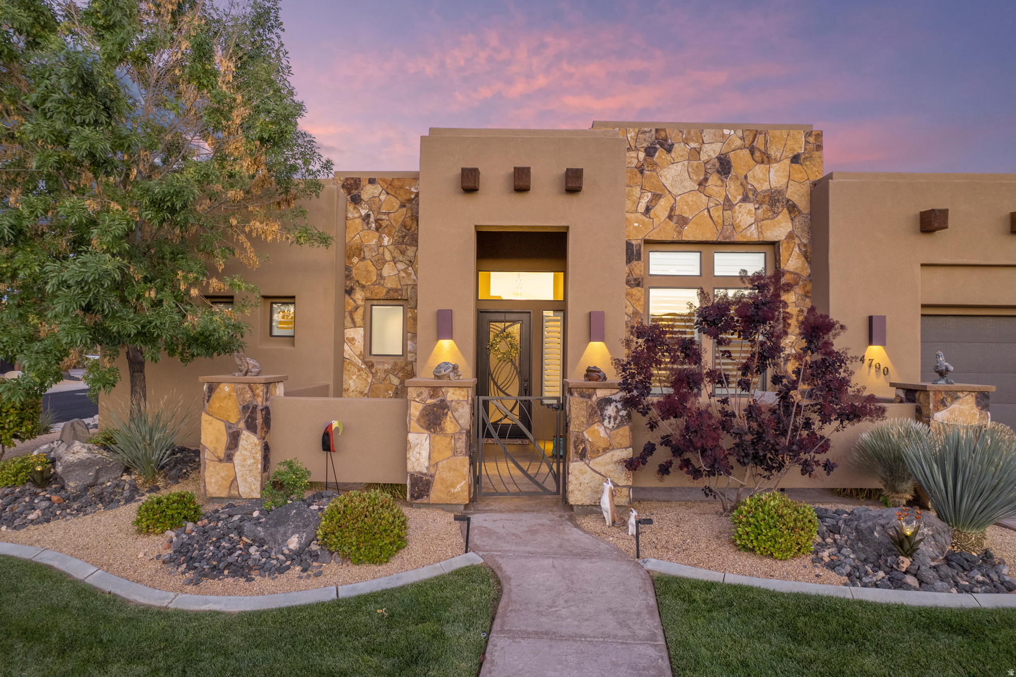 LEDGES OF ST GEORGE WHITE ROCKS PH 4 - Residential