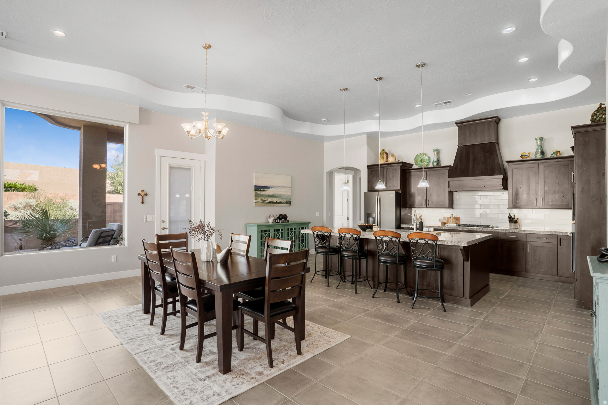 LEDGES OF ST GEORGE WHITE ROCKS PH 4 - Residential