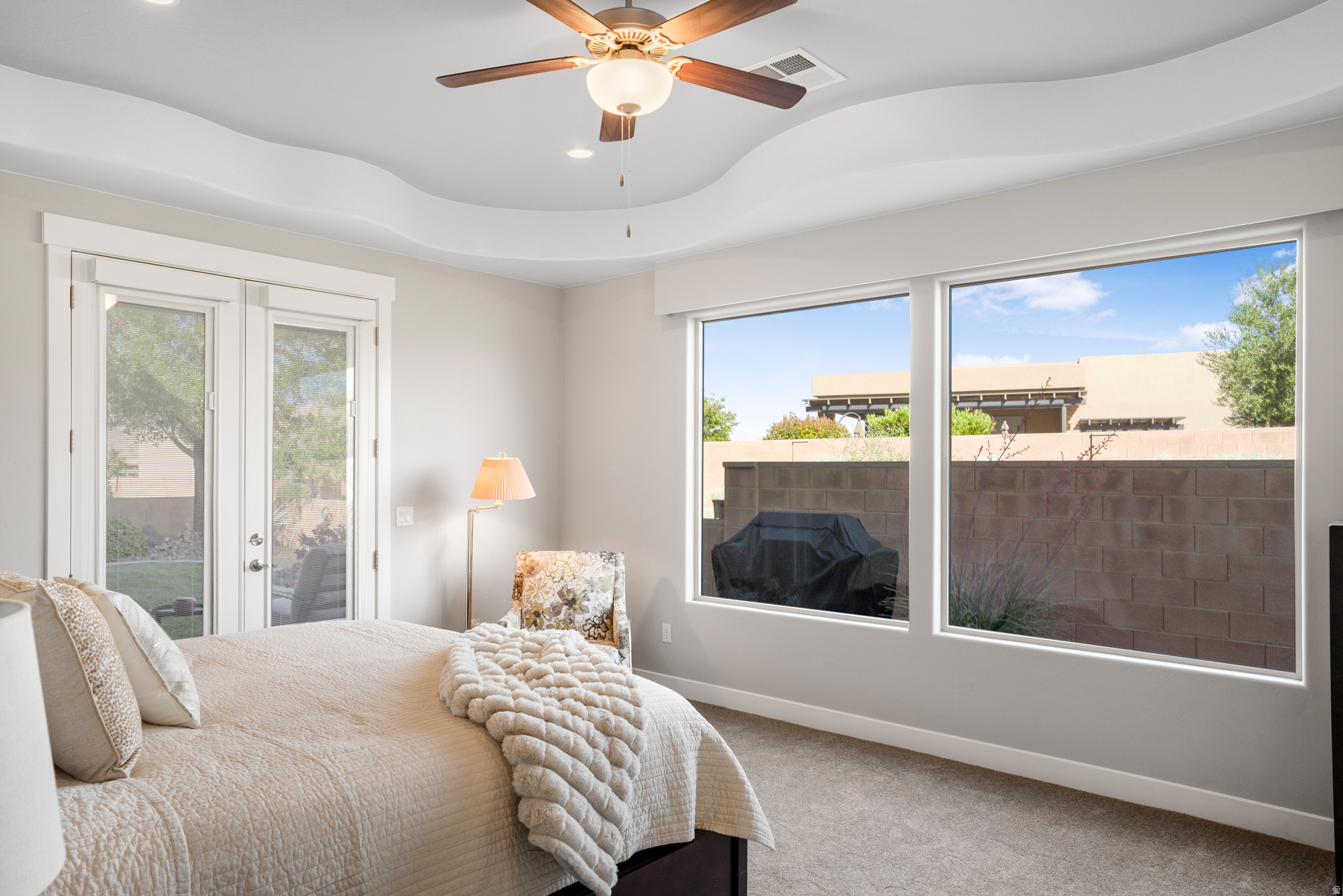 LEDGES OF ST GEORGE WHITE ROCKS PH 4 - Residential