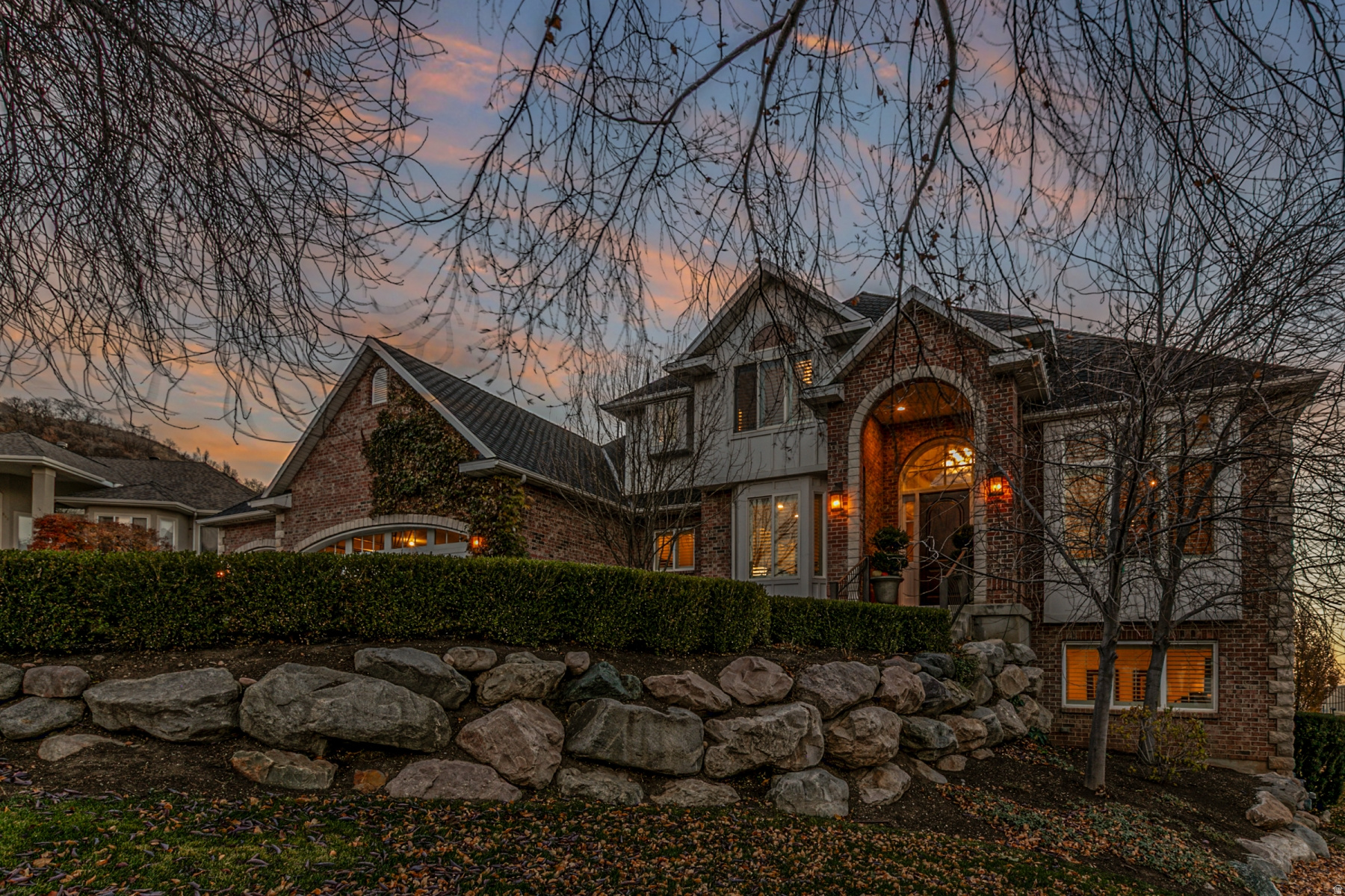 EAGLEWOOD COVE - Residential