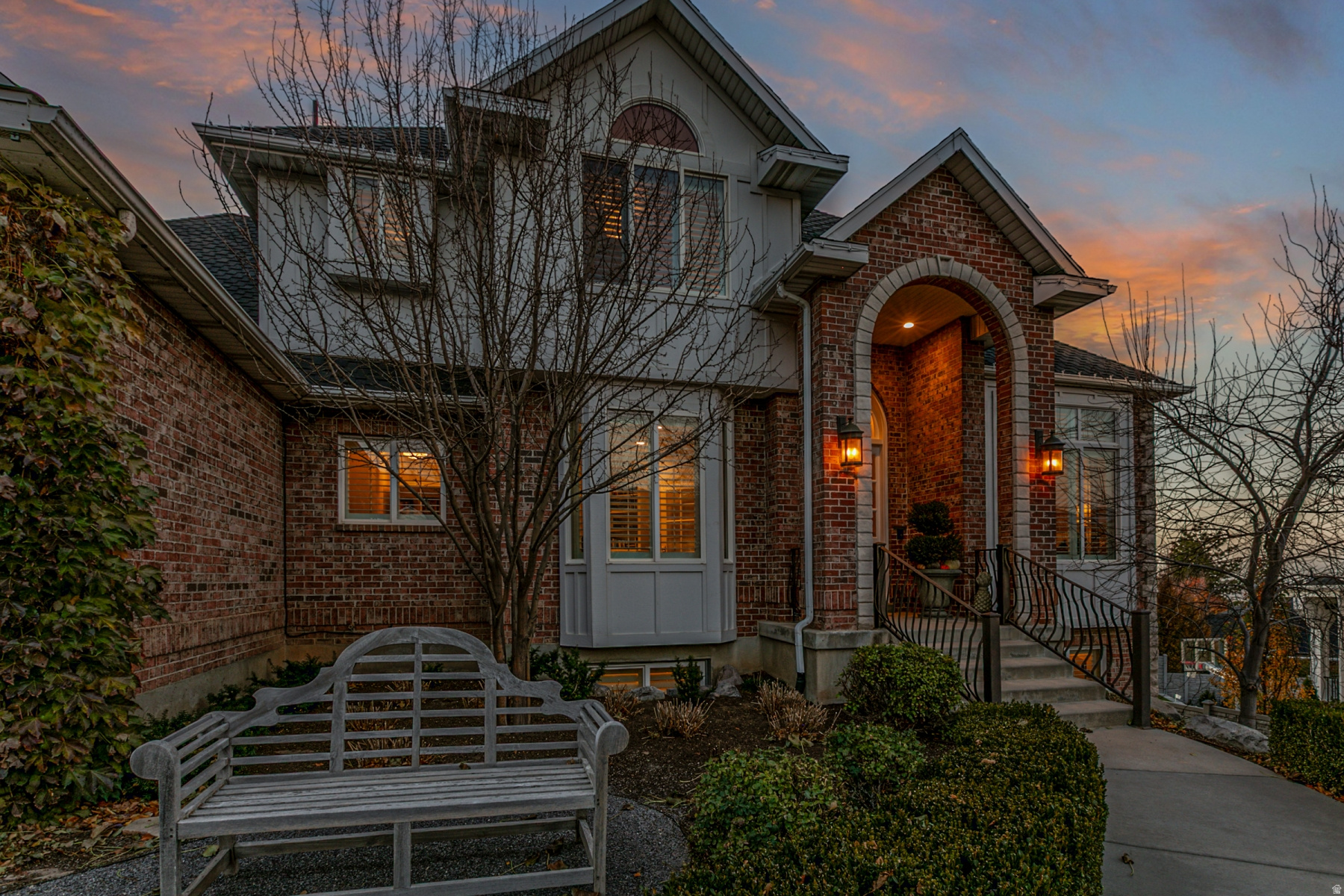 EAGLEWOOD COVE - Residential