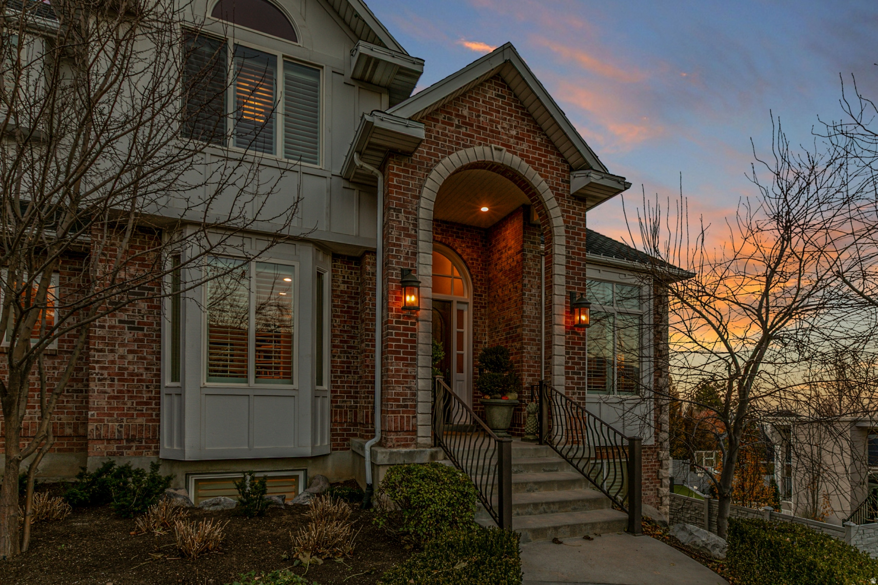 EAGLEWOOD COVE - Residential