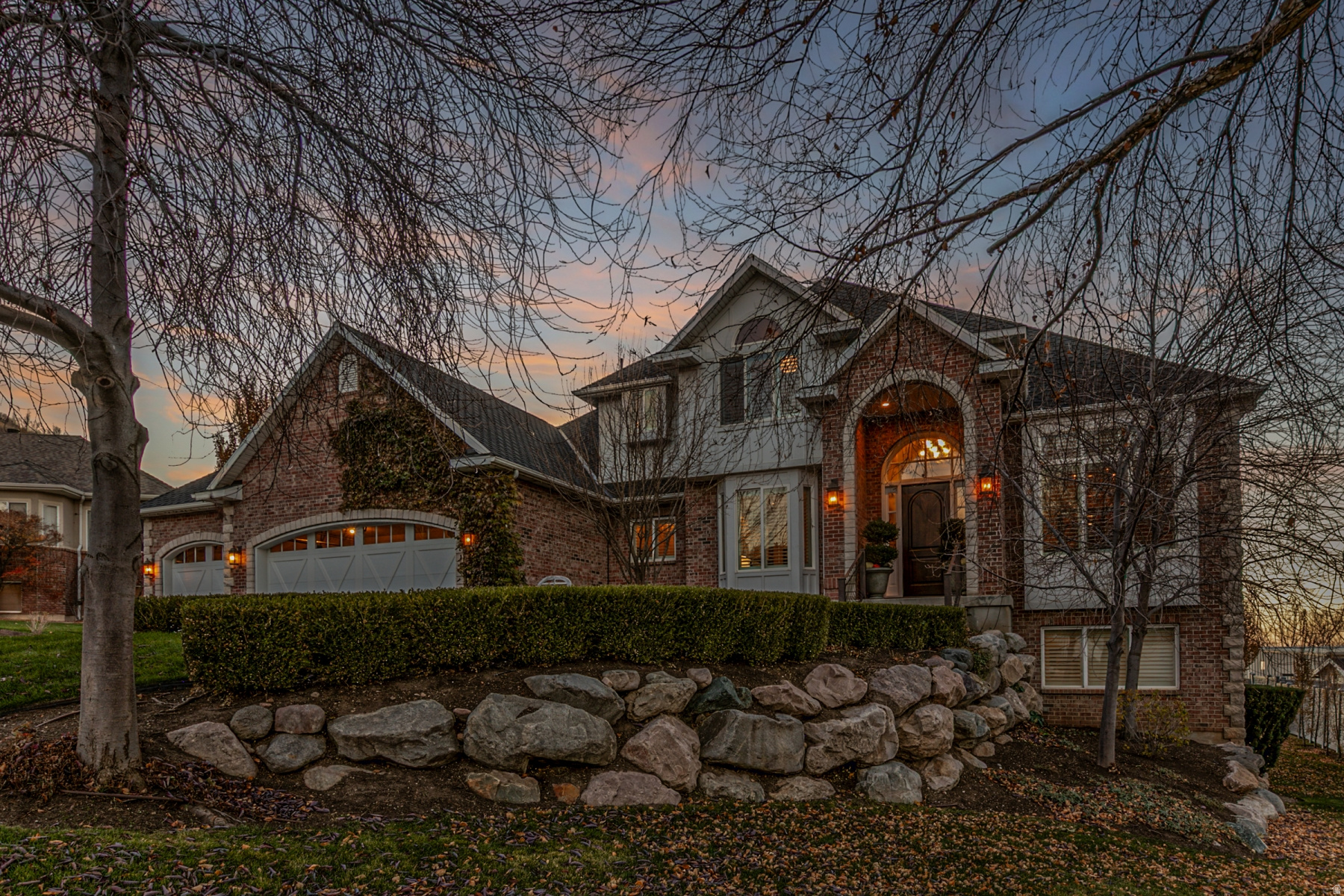 EAGLEWOOD COVE - Residential