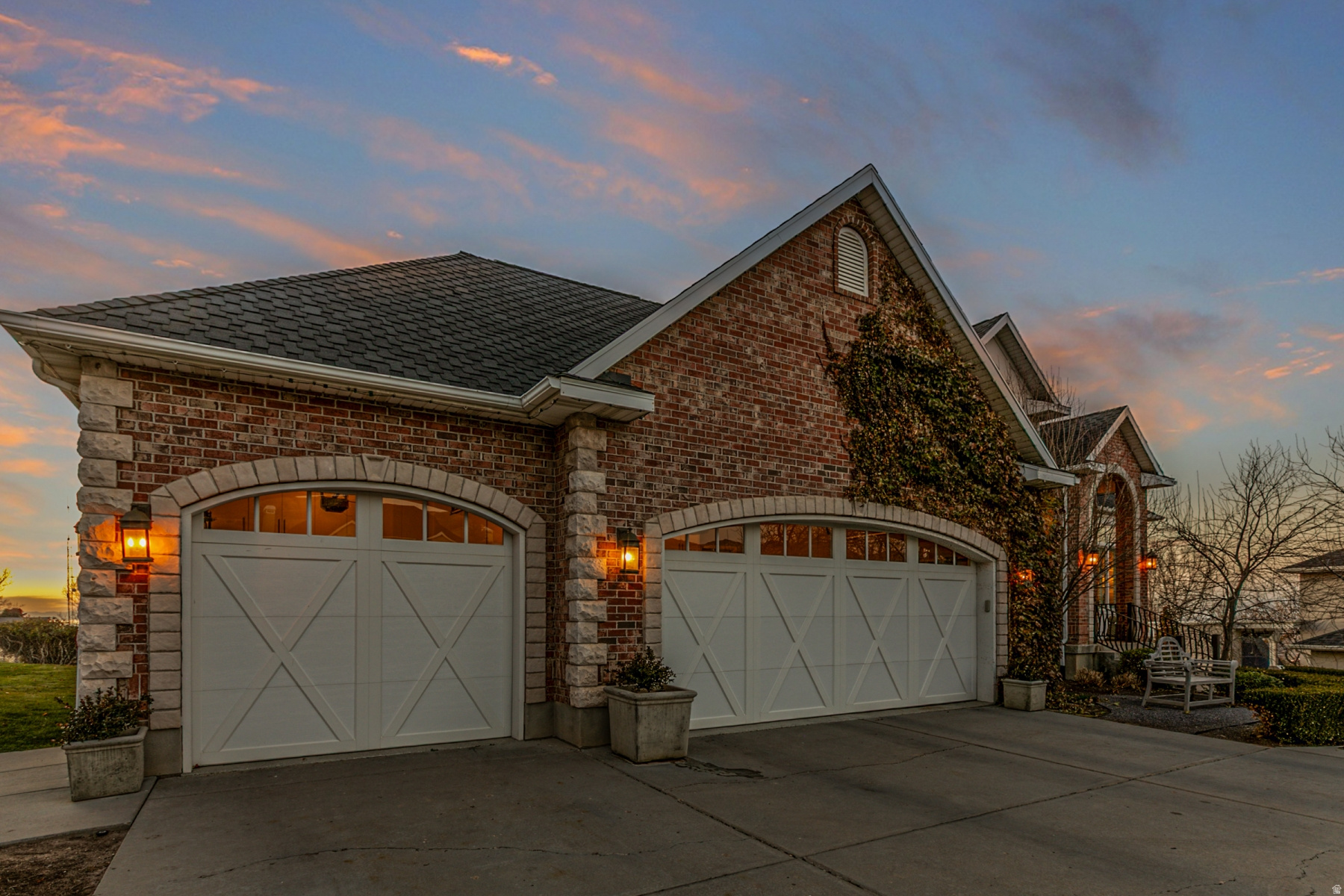 EAGLEWOOD COVE - Residential