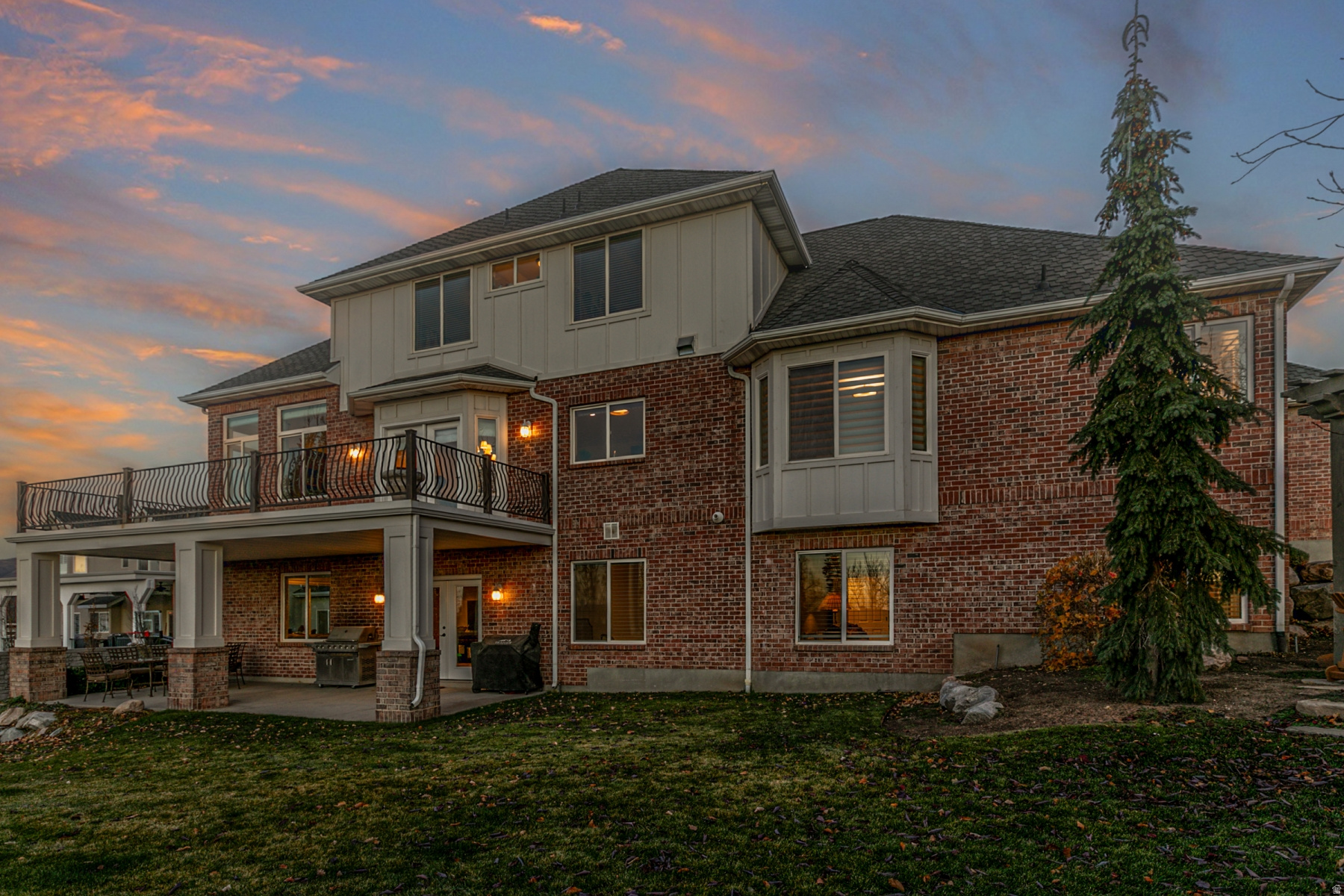 EAGLEWOOD COVE - Residential