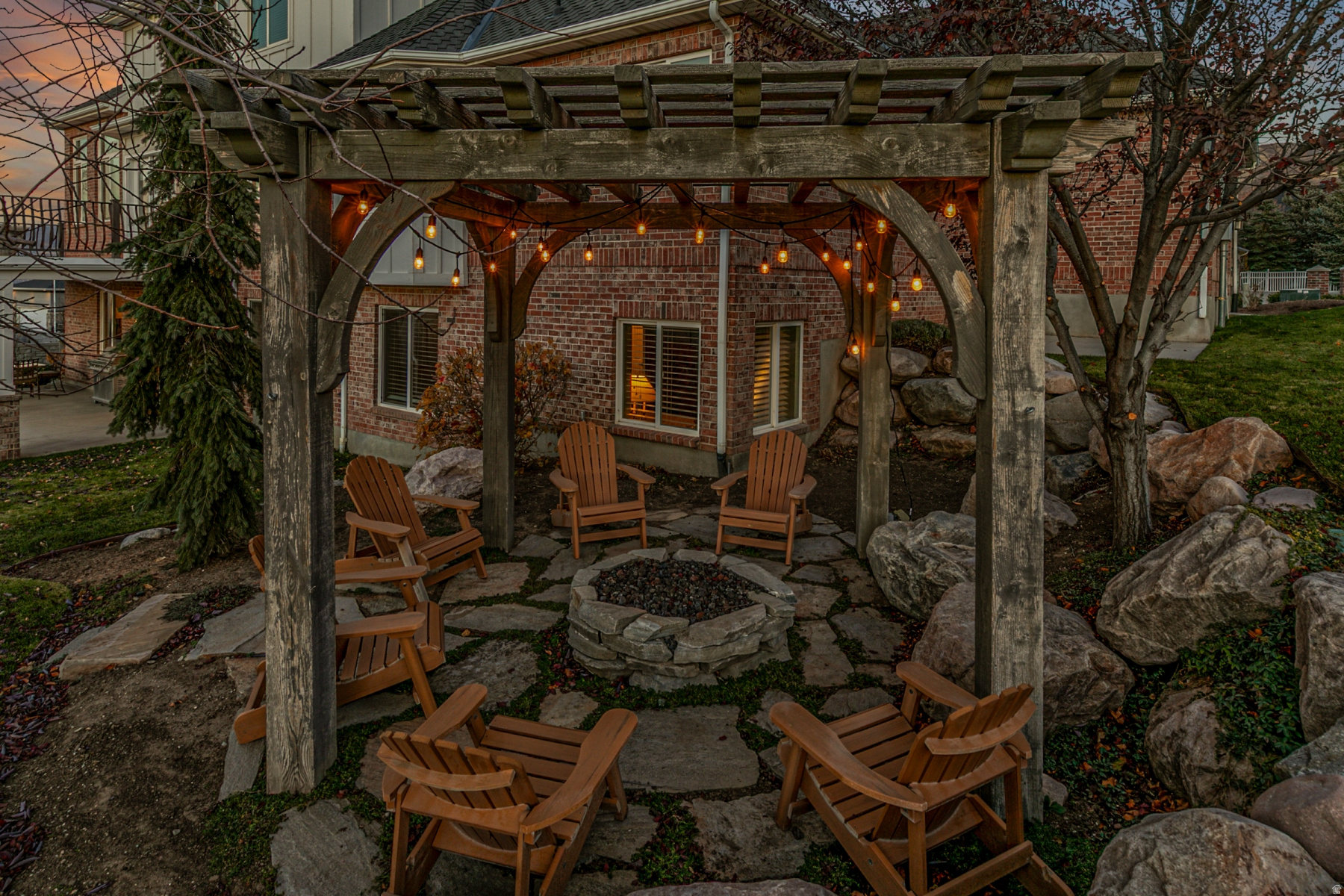 EAGLEWOOD COVE - Residential