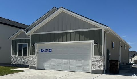 Photo of 5401 N ORVILLE ST #426, Eagle Mountain, UT 84005 (MLS # 2102010)