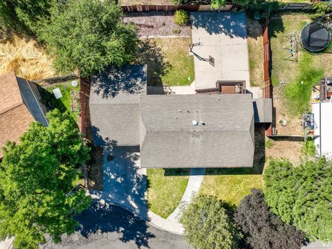 Tiny photo for 849 W 225 S, Orem, UT 84058 (MLS # 2106847)