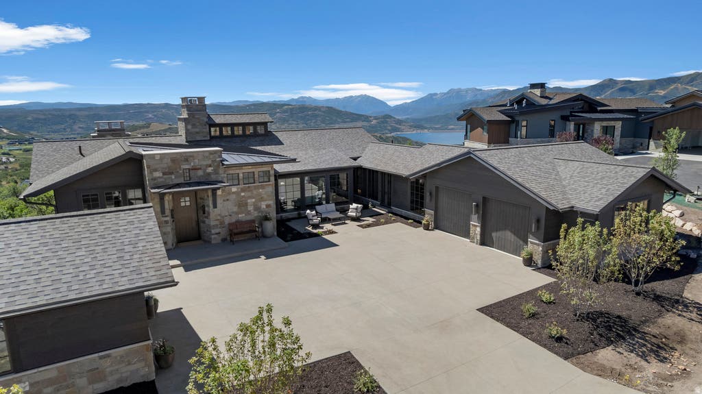 Photo of 2192 E OUTLAW RD, Hideout, UT 84036 (MLS # 2180525)