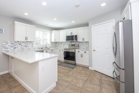 Tiny photo for 936 S DAVIS CREEK LN E, Farmington, UT 84025 (MLS # 2163796)