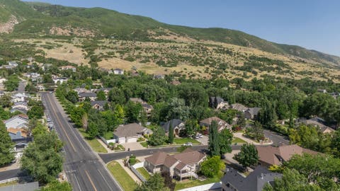 Tiny photo for 936 S DAVIS CREEK LN E, Farmington, UT 84025 (MLS # 2163796)