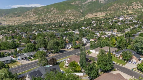 Tiny photo for 936 S DAVIS CREEK LN E, Farmington, UT 84025 (MLS # 2163796)
