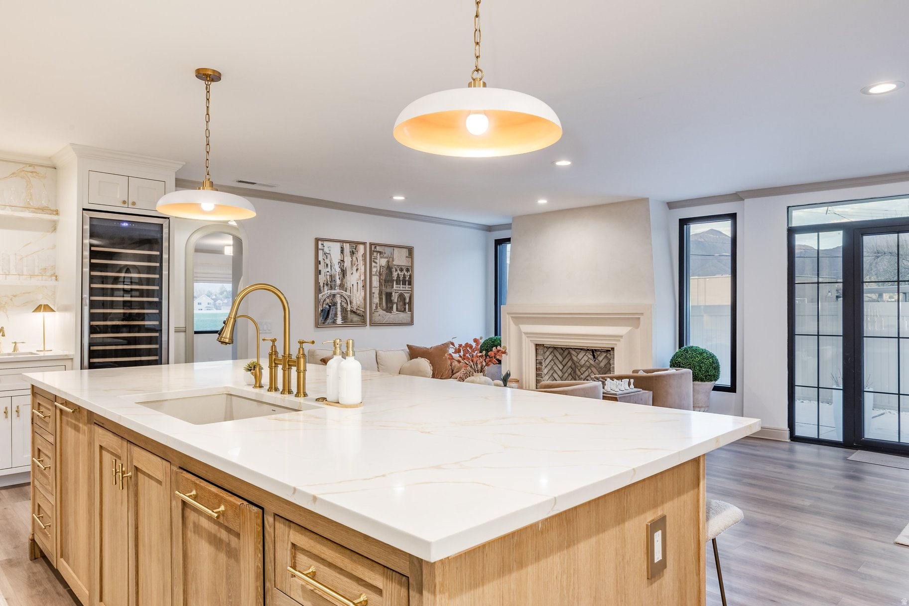 LAKEWOOD - Residential