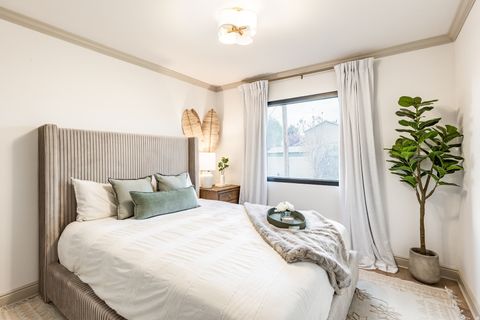 Tiny photo for 1475 E LAKEWOOD DR, Holladay, UT 84117 (MLS # 2147590)