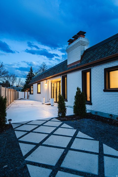 Tiny photo for 1475 E LAKEWOOD DR, Holladay, UT 84117 (MLS # 2147590)