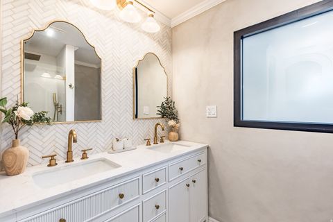 Tiny photo for 1475 E LAKEWOOD DR, Holladay, UT 84117 (MLS # 2147590)