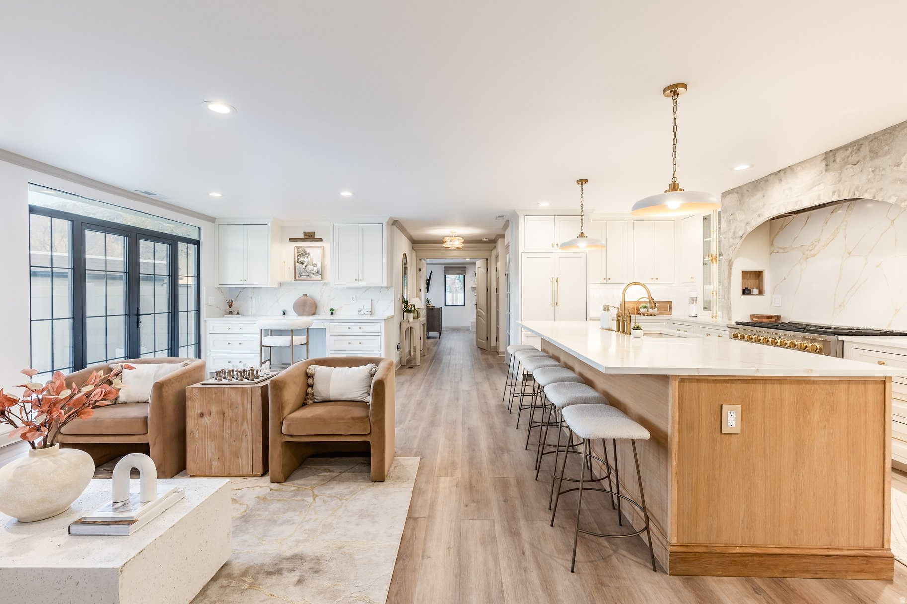 LAKEWOOD - Residential