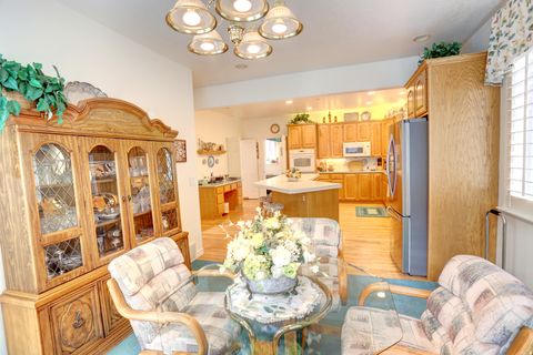 Tiny photo for 11047 S SURREY DR, Spanish Fork, UT 84660 (MLS # 2123156)