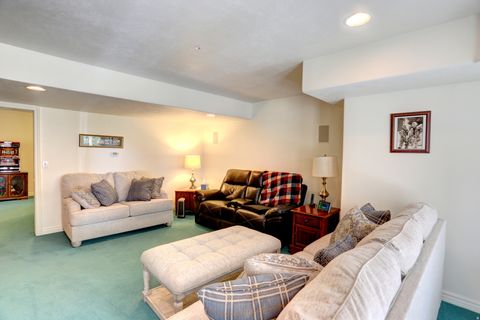 Tiny photo for 11047 S SURREY DR, Spanish Fork, UT 84660 (MLS # 2123156)