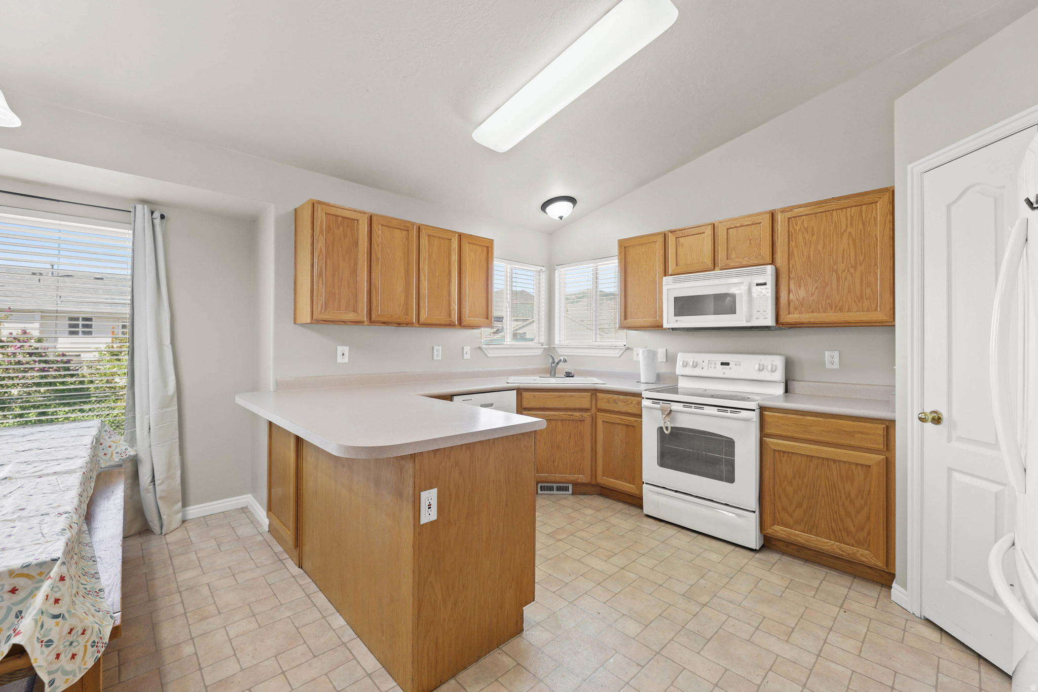 EASTLAND ESTATES - Residential