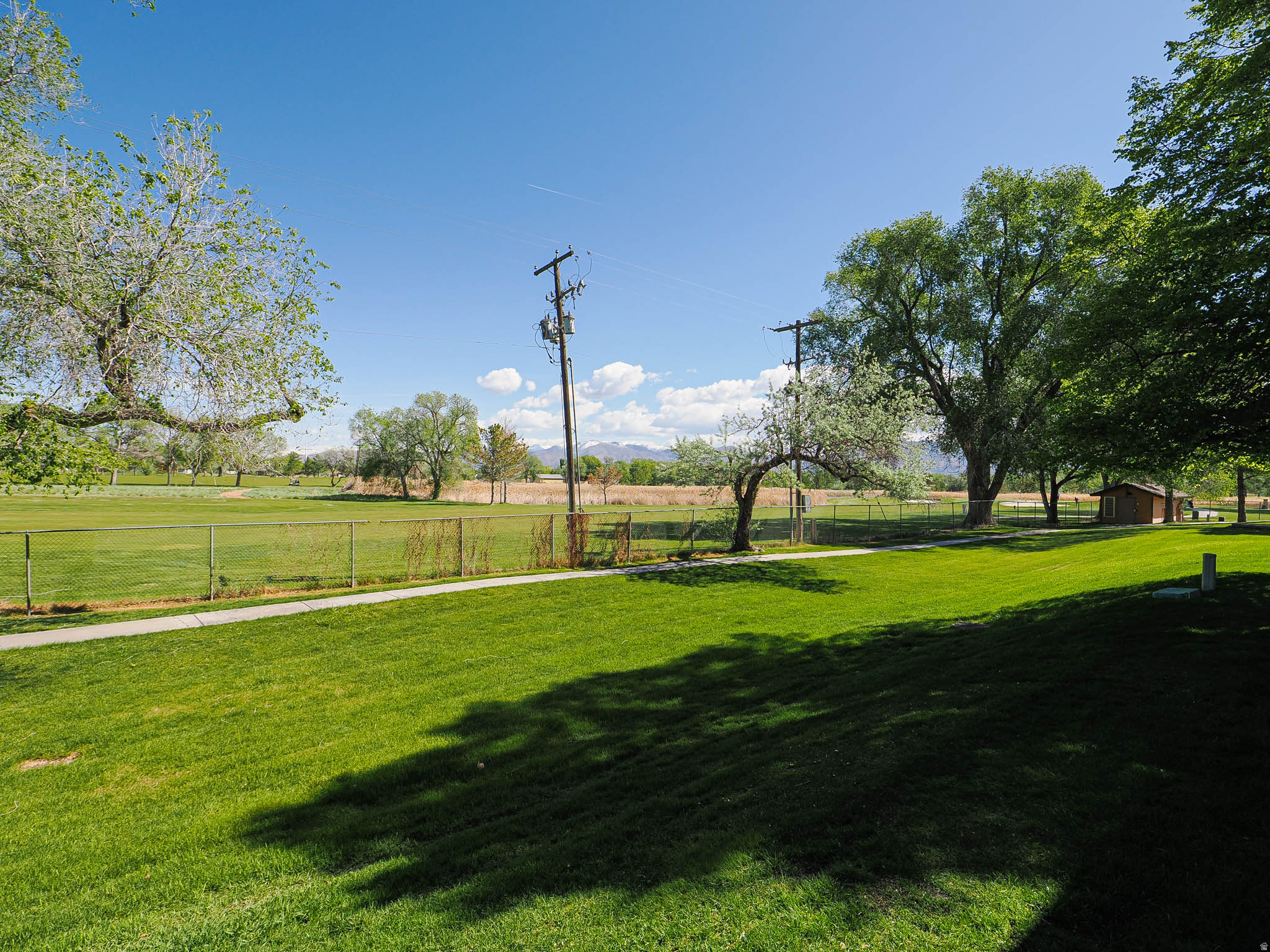 BARRINGTON PARK - Residential