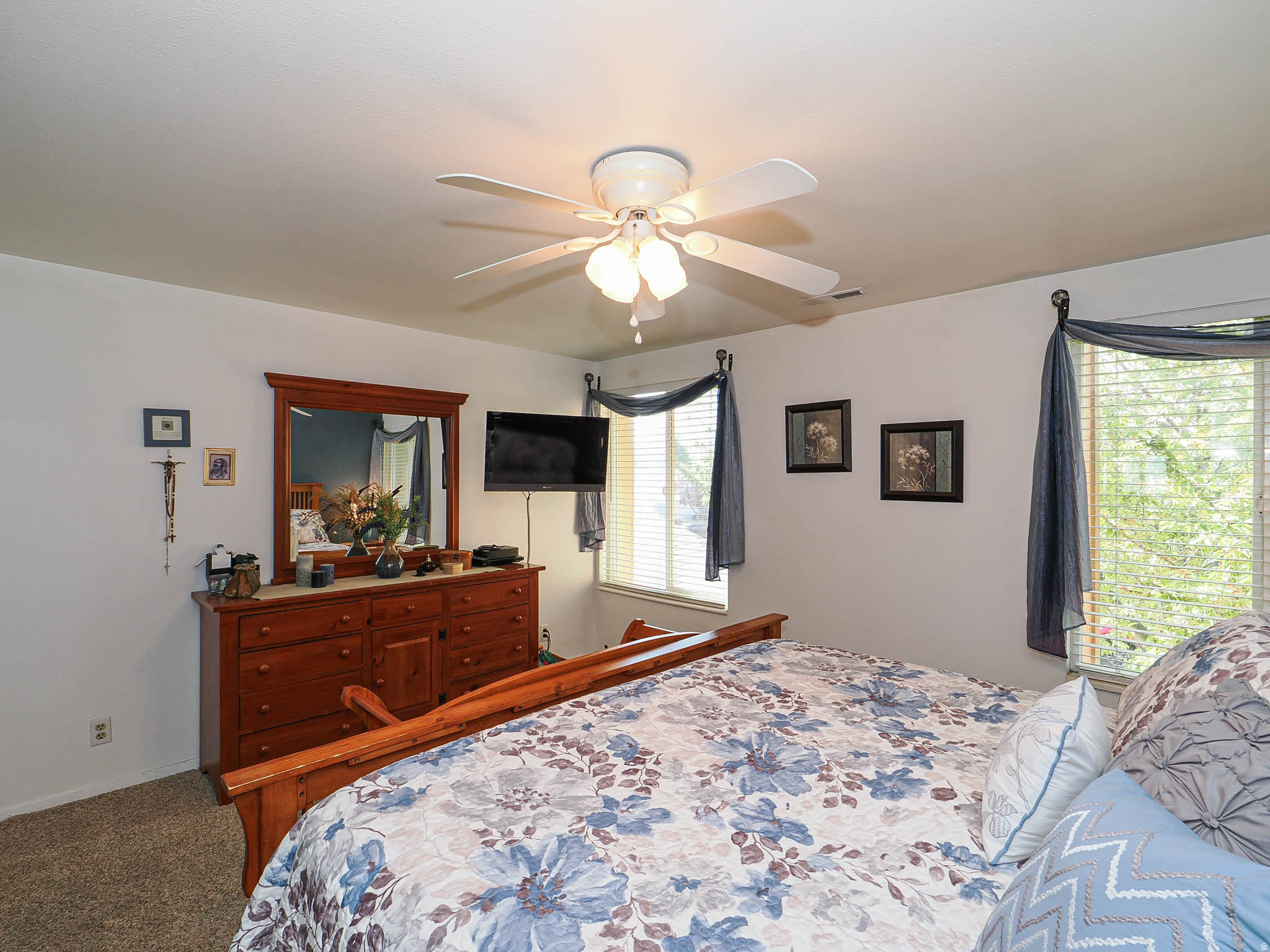 BARRINGTON PARK - Residential