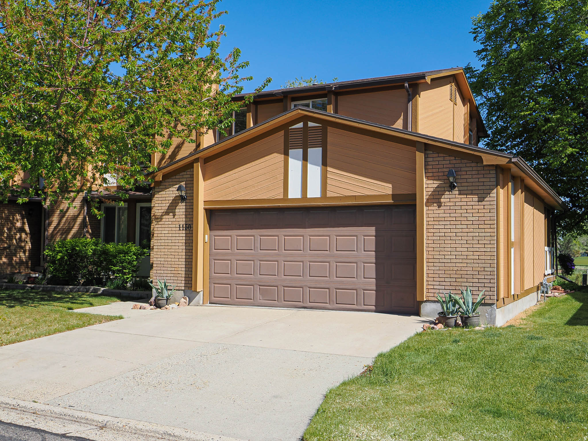 BARRINGTON PARK - Residential