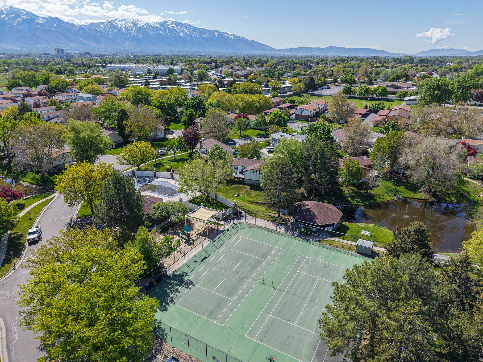 BARRINGTON PARK - Residential
