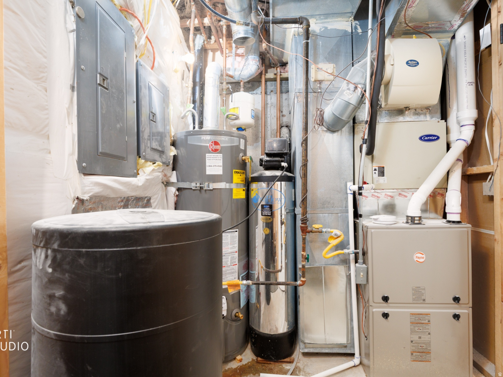 ESTATES AT ROSECREEK - Residential