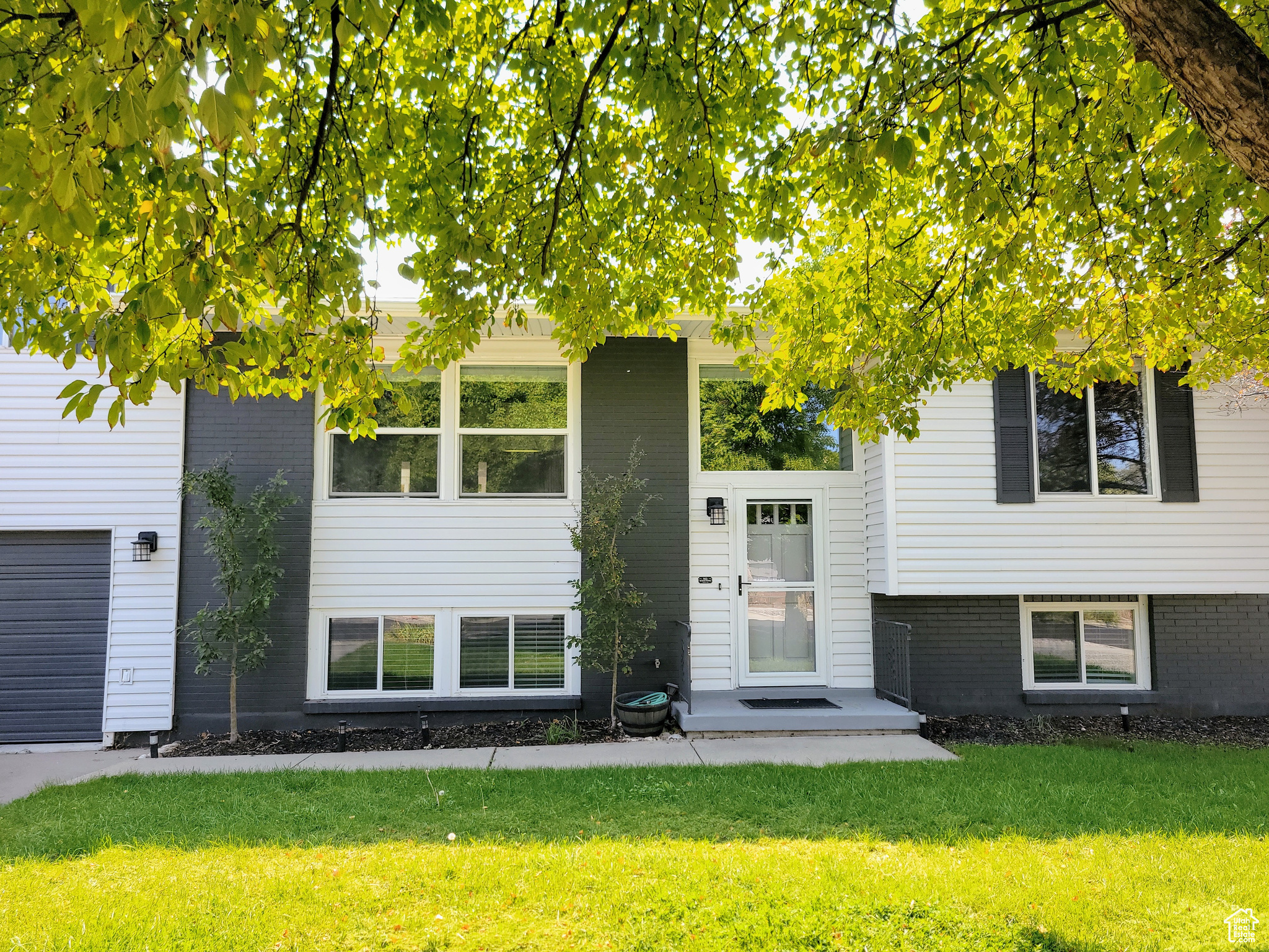 WHITE CITY - Residential
