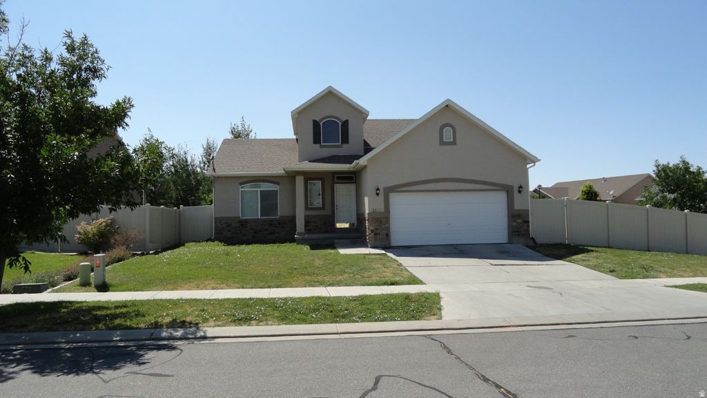 Photo of 3192 HUNTER DAWN WAY, Salt Lake City, UT 84128 (MLS # 2153694)