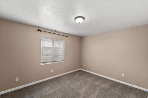 Tiny photo for 212 S 1100 W, Lehi, UT 84043 (MLS # 2127493)