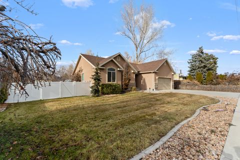 Tiny photo for 212 S 1100 W, Lehi, UT 84043 (MLS # 2127493)