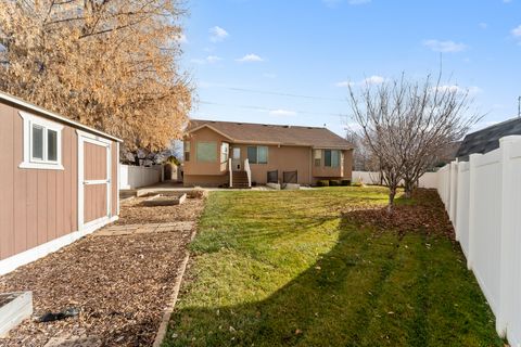 Tiny photo for 212 S 1100 W, Lehi, UT 84043 (MLS # 2127493)