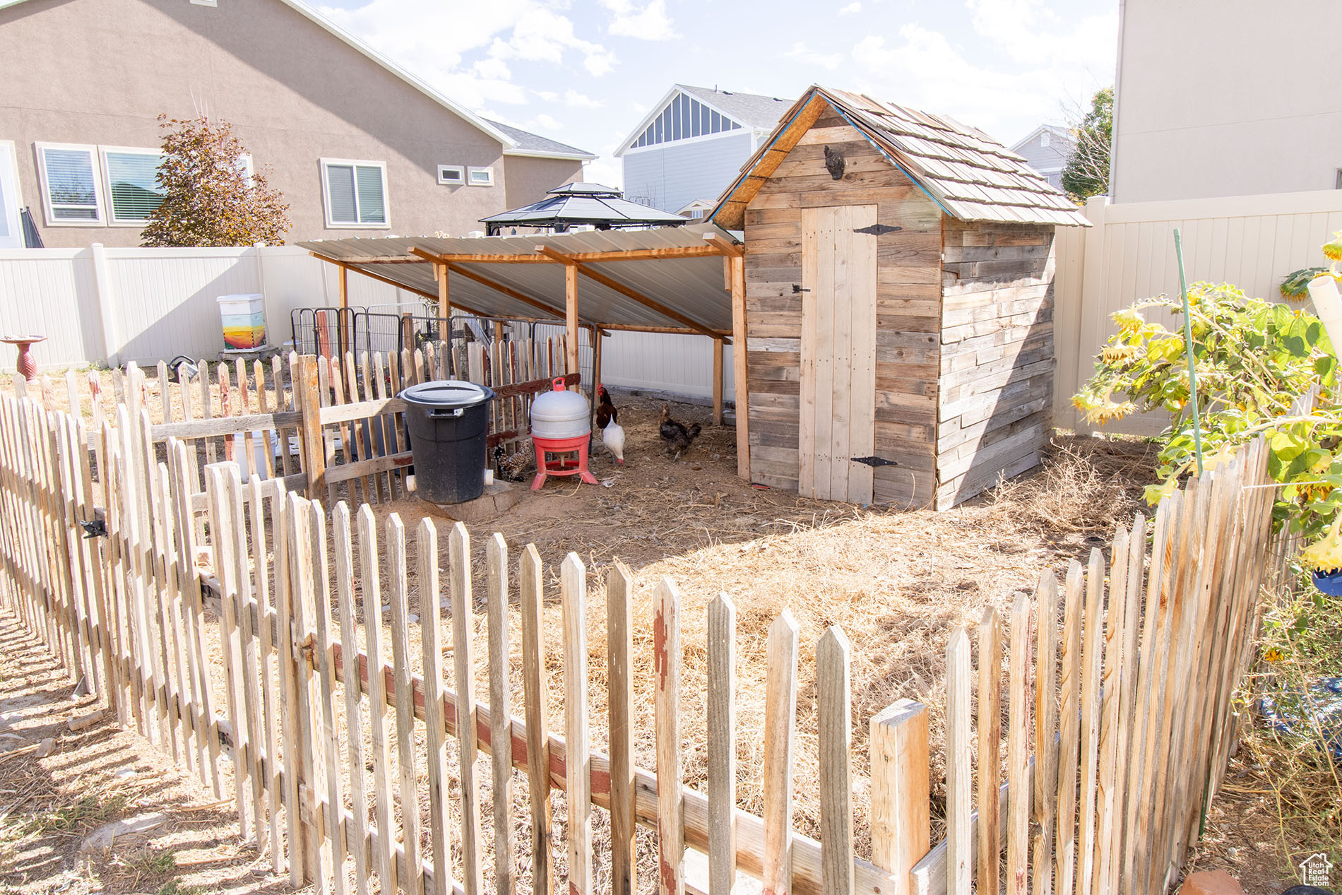 STANSBURY PLACE - Residential