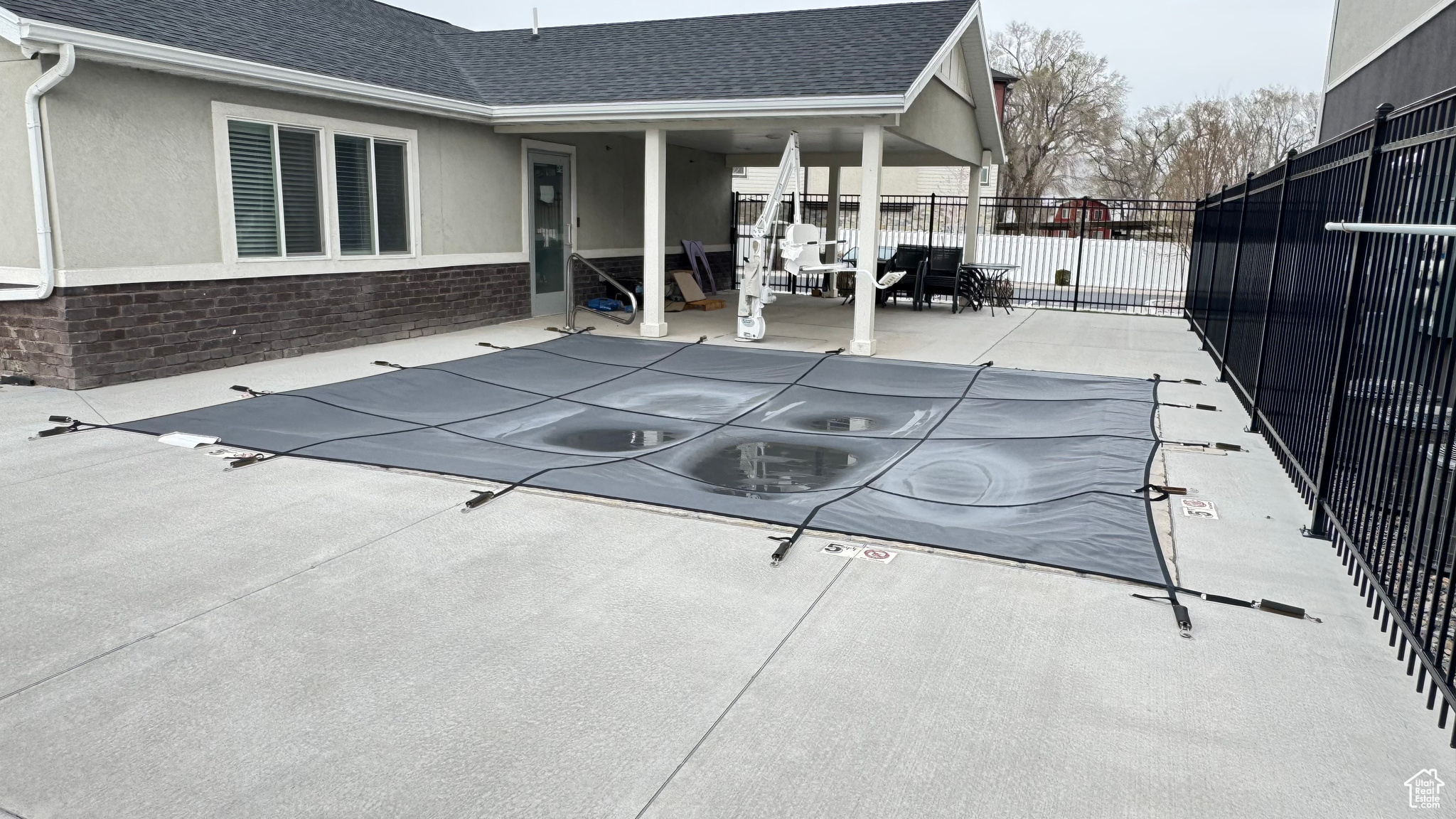 RIDGE - Residential Income