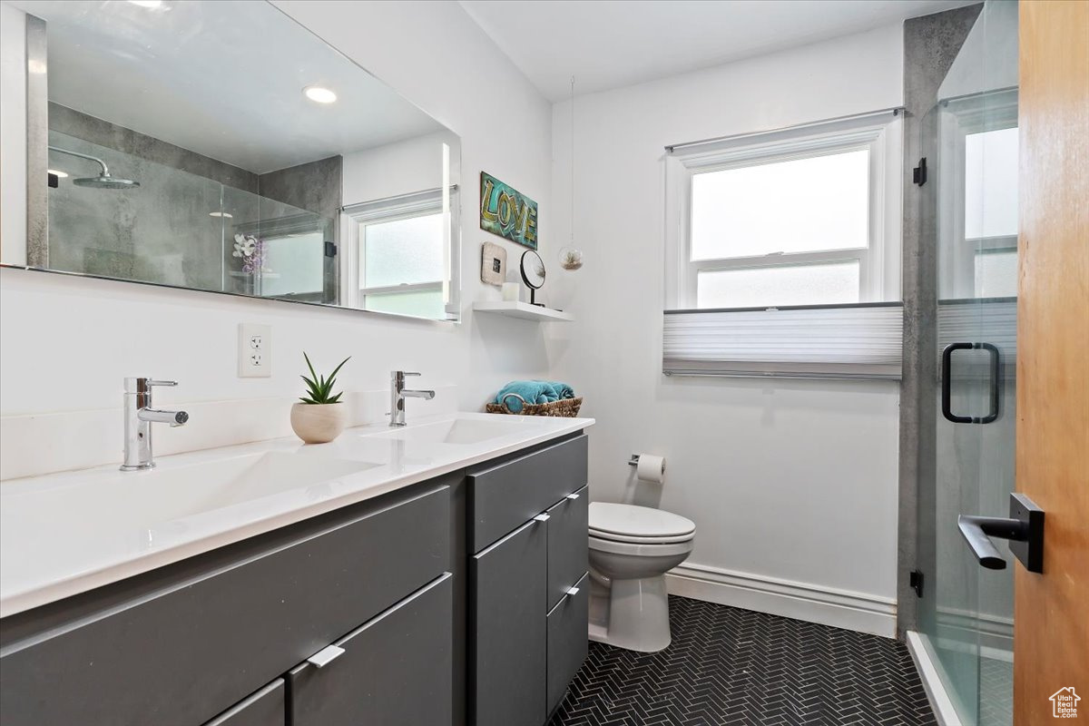 CAPITOL HILL - Residential Income