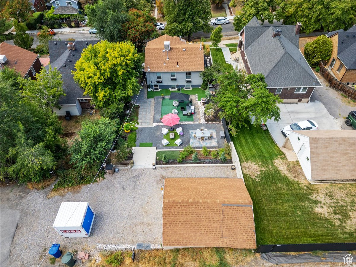 CAPITOL HILL - Residential Income