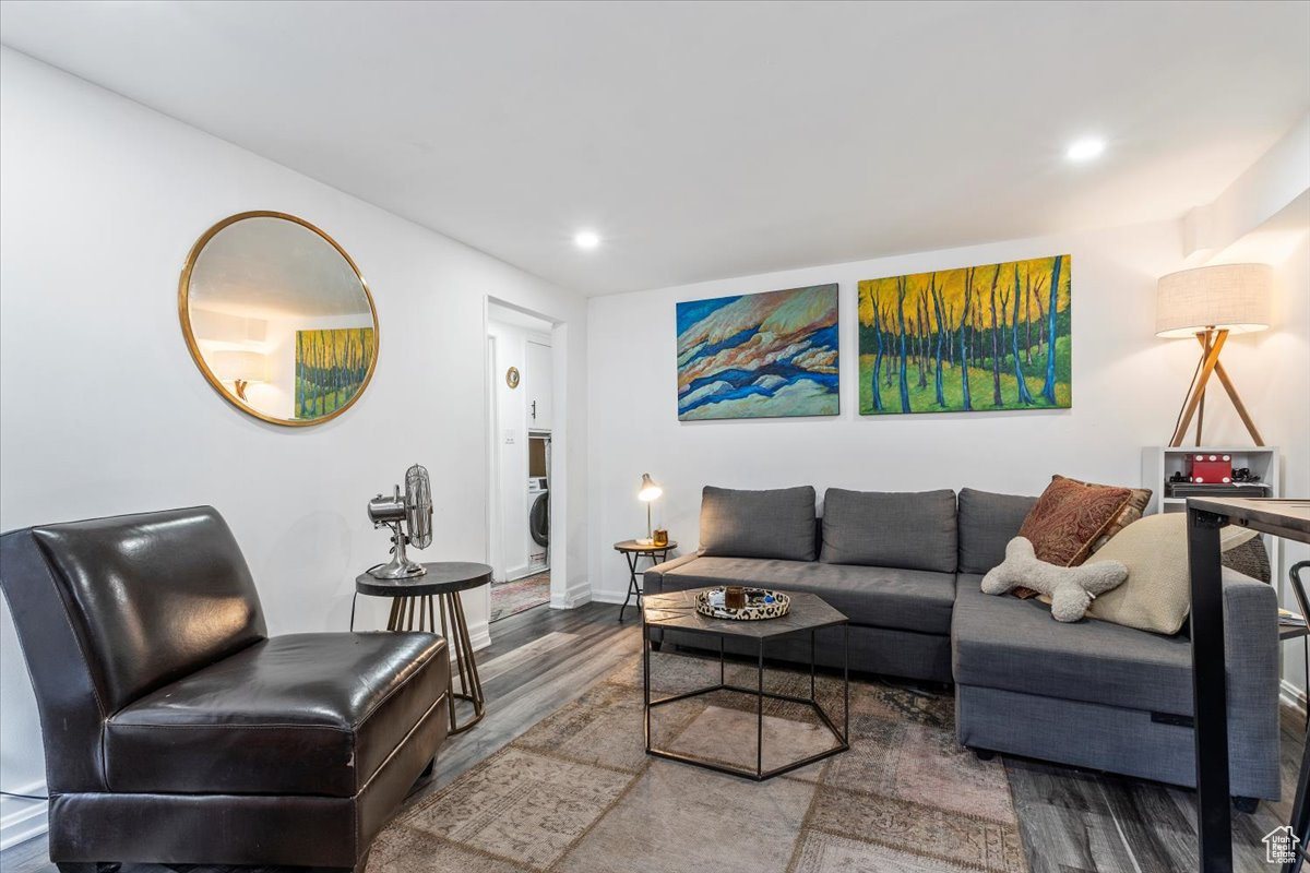 CAPITOL HILL - Residential Income