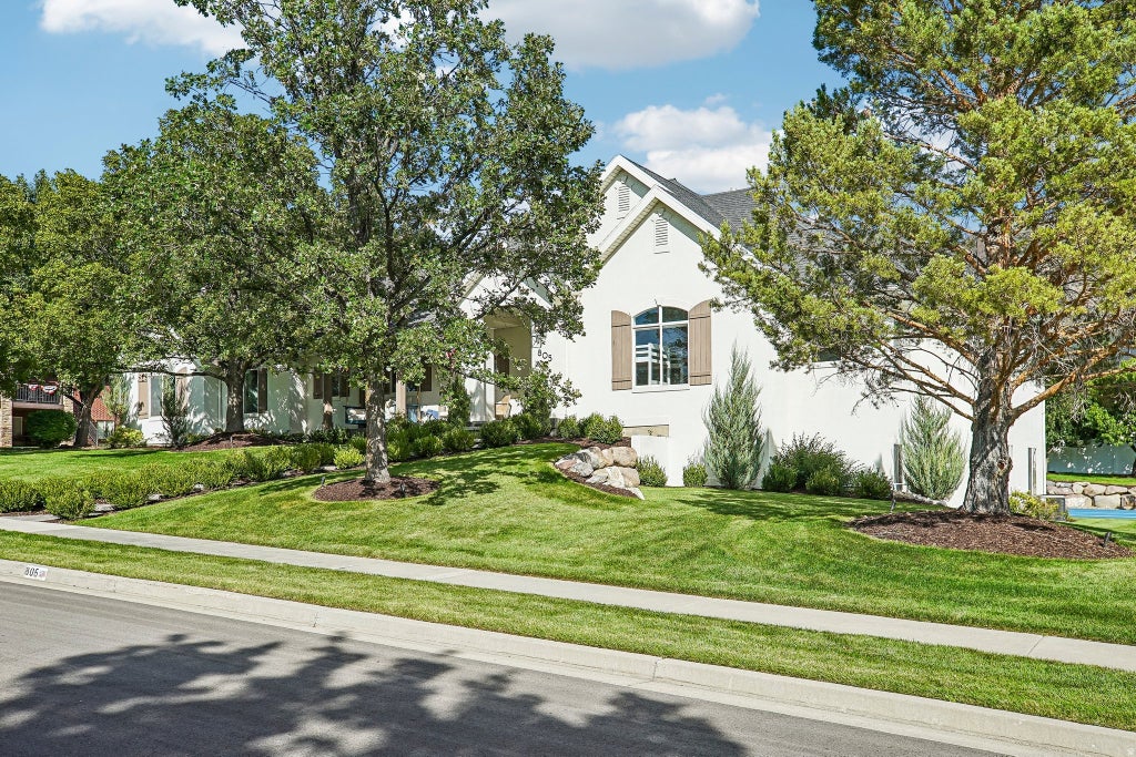 Photo of 805 ANDES DR, Alpine, UT 84004 (MLS # 2186510)