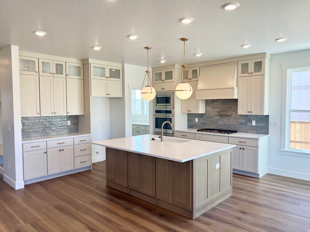 Photo of 11584 S MARKFIELD WAY W #1-102, South Jordan, UT 84009 (MLS # 2185585)